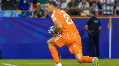 Preocupación en la Selección argentina: el “Dibu” Martínez analiza la posibilidad de “dar un paso al costado”