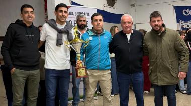 La Liga Deportiva del Oeste premió a los campeones de la temporada y reconoció a los protagonistas del fútbol local