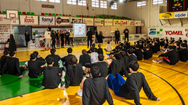 Con la presencia de Walter Herrmann y figuras del básquet local, Junín vivió una jornada de capacitación juvenil en Ciclista