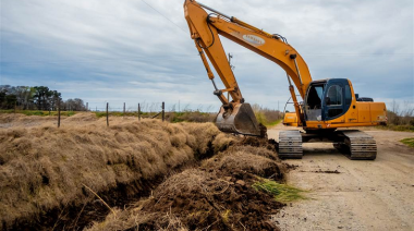 El Gobierno de Junín profundiza la limpieza y canalización de desagües para prevenir los efectos de El Niño