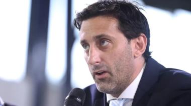 “Milito, hijo de p...”, hinchas de Racing cantaron insultos contra su presidente tras la derrota ante Tigre