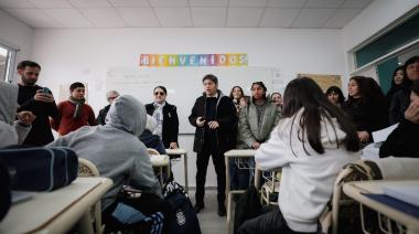 Kicillof inauguró dos nuevos edificios educativos en Presidente Perón