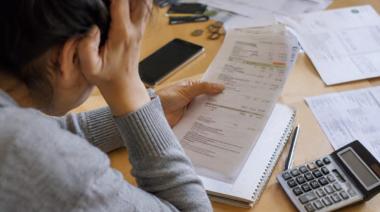 Crece el reclamo por el endeudamiento de las familias