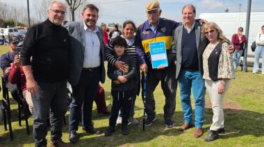 Bouvier entregó 22 escrituras en Rojas y reivindicó el trabajo político conjunto