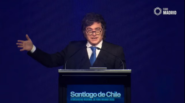 En Chile, Milei reivindicó el derrocamiento de Allende, criticó a Pedro Sánchez y a Macri