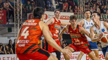 Ciclista vuelve a salir a la cancha: recibe a Regatas en el Coliseo del Boulevard