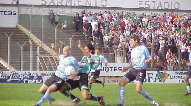 Una postal que vuelve: Sarmiento - Belgrano con público visitante en el Eva Perón