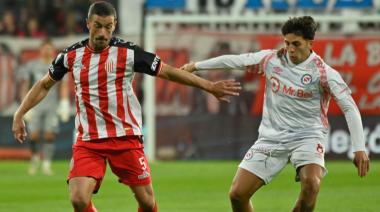 Argentinos Juniors empató con Barracas Central y Sarmiento quedó a dos puntos