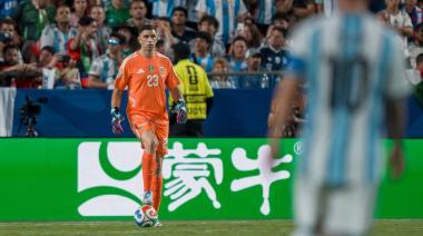 La curiosa confesión del "Dibu" Martínez sobre Messi y la Selección argentina: "Pensé que ya se había retirado"