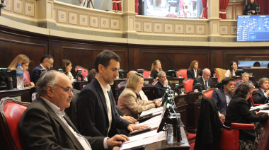 Petrecca propone dos proyectos de ley para evitar que falten recursos para el transporte y la alimentación escolar