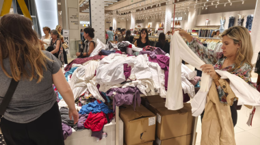 Las ventas minoristas subieron 0,3% interanual, pero cayeron 1,2% mensual en septiembre