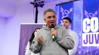 Pareja cerró el Congreso de la Juventud libertaria y pidió “que continúen defendiendo las ideas” de Milei