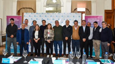 Intendentes y funcionarios bonaerenses se reunieron en Bragado para coordinar acciones frente a las inundaciones