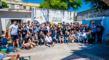 Juan Fiorini recibió a 90 estudiantes de Escobar que realizan tareas solidarias en escuelas de Junín