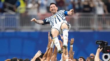 Lionel Messi llegó a la Argentina para disputar su último partido con la Selección argentina