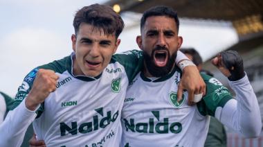 Sarmiento derrotó a Aldosivi cerca del final y se prendió bien arriba en la Zona B