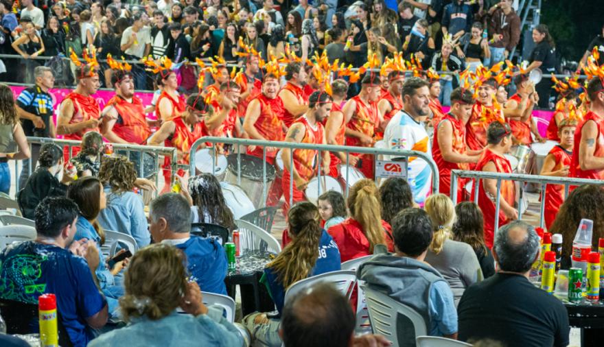 Ya está disponible la venta de las ubicaciones en mesas y sillas del Carnaval de Lincoln