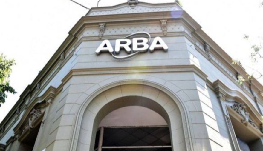 Desde ARBA aseguran que “los multimillonarios pagan menos impuestos proporcionalmente que quienes ganan mucho menos"