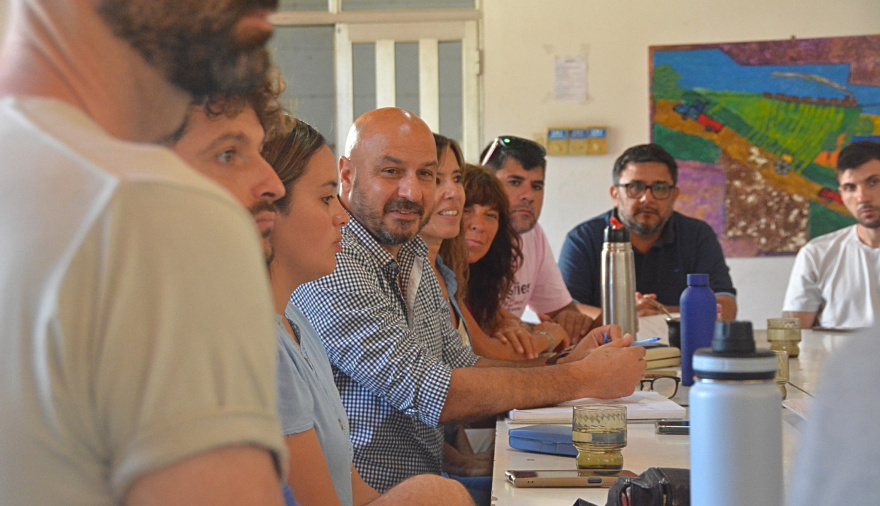 Incendio en la estación de trenes de Alberdi: reunión para garantizar la continuidad de la Escuela Artística