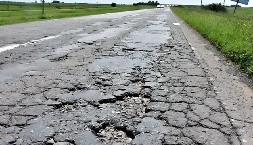El Gobierno retuvo unos US$ 3.000 millones de fondos de obras para volcar al déficit cero