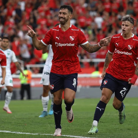 Independiente venció 2-1 a Sarmiento en la primer fecha del campeonato