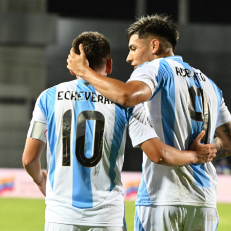 Argentina arrasó a Brasil 6-0 en su debut del Sudamericano Sub 20