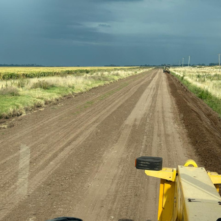 Máquinas trabajan en los caminos rurales de La Oriental, La Agraria, Blandengues y Agustín Roca