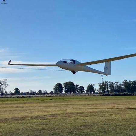 Pilotos juninenses compiten en el Regional Zona Norte de Rafaela