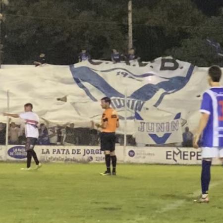 Siempre hay una primera vez: Villa Belgrano campeón en su cancha