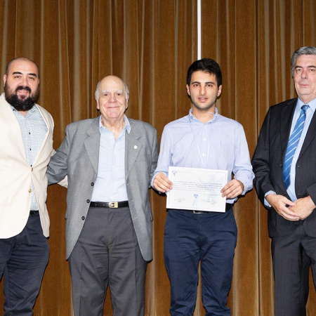 Reconocimientos a graduados de ingeniería de la UNNOBA