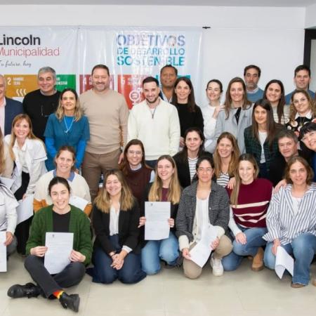 Municipales de Lincoln cobran el medio aguinaldo y el bono de fin de año