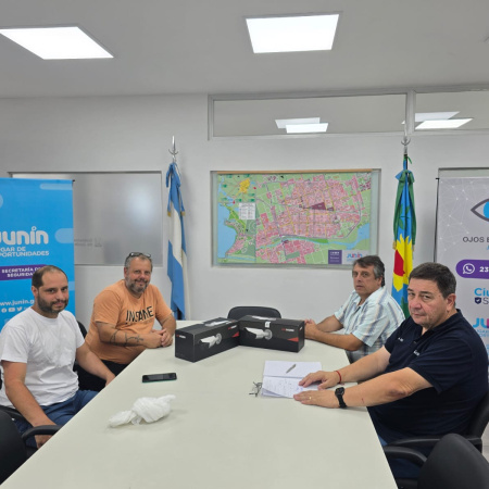 Reunión de trabajo entre funcionarios de Seguridad y fomentistas de Villa Belgrano