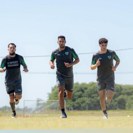 Sarmiento no se retira del mercado: busca más refuerzos y define continuidades clave