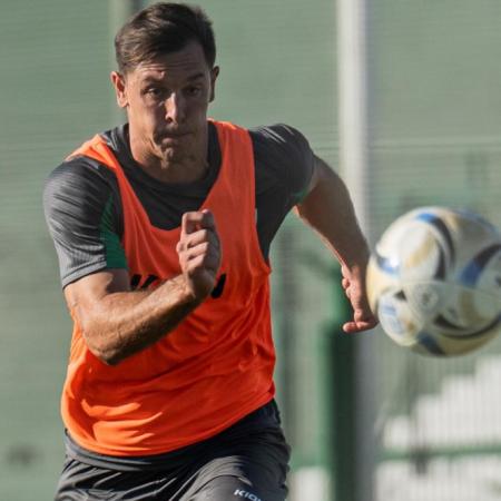 Sarmiento con todos los refuerzos en cancha se midió ante la Reserva