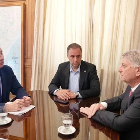 Ziliotto reclamó por la deuda de Nación y rechazó la reforma laboral tras la reunión con Adorni y Santilli
