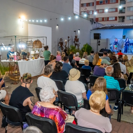 Talentos locales protagonizaron una nueva edición del Patio de los Artistas en el MUMA