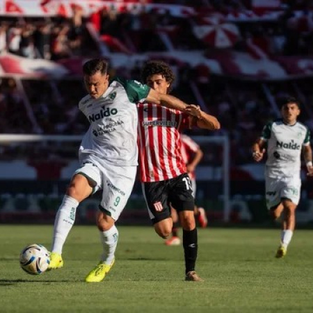 Sarmiento volvió a caer de visitante ante Estudiantes de La Plata