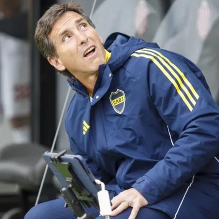 Con la vuelta de Merentiel, el posible once de Boca vs. Vélez