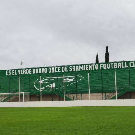 Sarmiento se juega una final y convoca a su gente