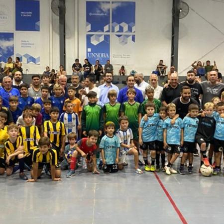 El futsal de la Liga Deportiva del Oeste puso primera en el “Osvaldo Juan Zubeldía”