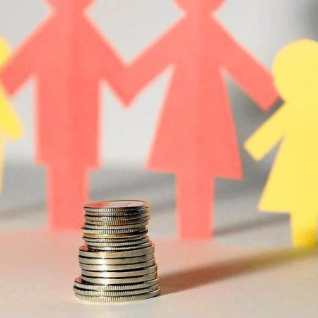 Un abuelo deberá pagarle la cuota alimentaria a sus nietos