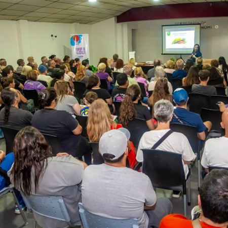 El Gobierno de Junín puso en marcha el ciclo 2026 del programa “Huerta en Casa” con una masiva convocatoria