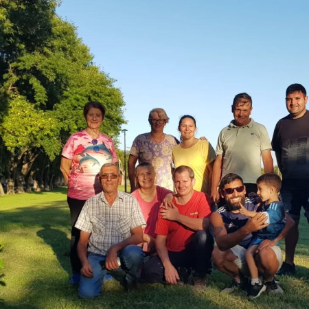 El PAAC continúa expandiendo la plantación de frutales en escuelas, barrios y localidades del partido de Junín