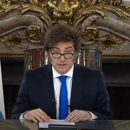 Milei destacó la “pericia jurídica y diplomática del Gobierno" tras el fallo de YPF