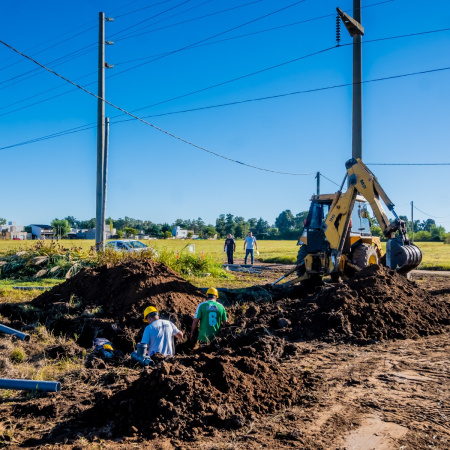 El Municipio avanza con obras de agua y cloacas en el barrio Proyectar V