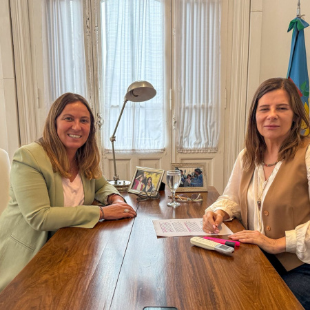 Arata se reunió con Florencia Saintout para fortalecer la agenda cultural en Junín y la región