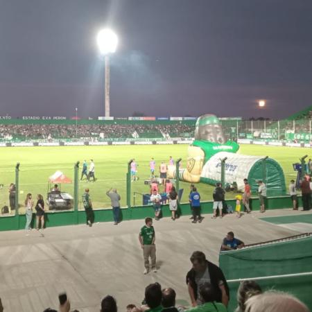 Otra vez en el Eva Perón: la gente, el tercer duelo al hilo en Junín y la jerarquía de Racing