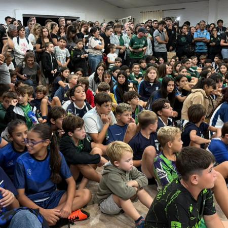 Premios para los mejores: la Liga Deportiva del Oeste reconoció a los campeones y subcampeones