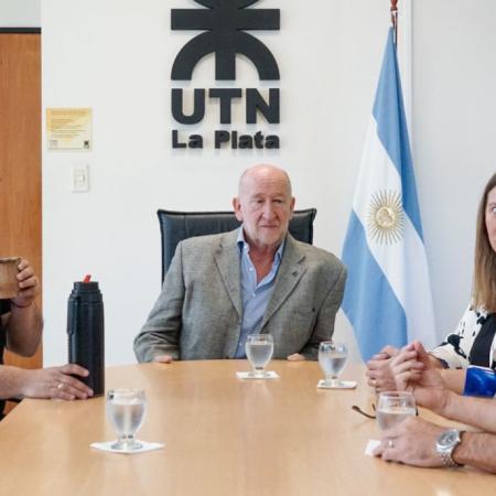 Valeria Arata destacó el rol de la universidad en el desarrollo productivo