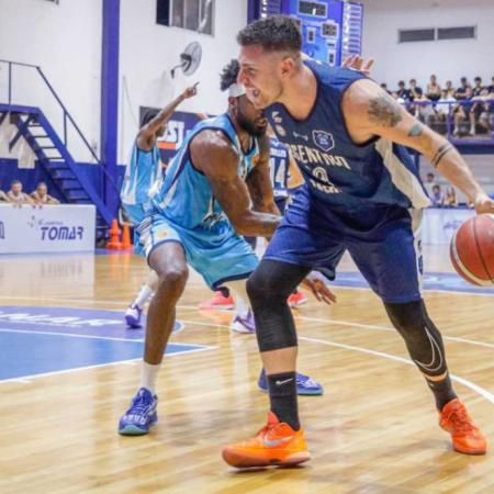 Argentino ganó un duelo clave y mantiene viva la ilusión en la Liga Nacional